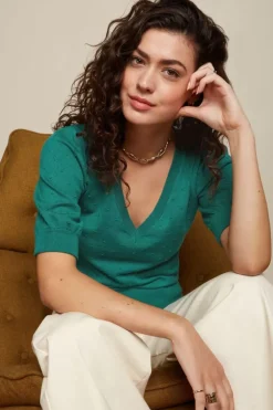 Agnes V Puff Top Droplet