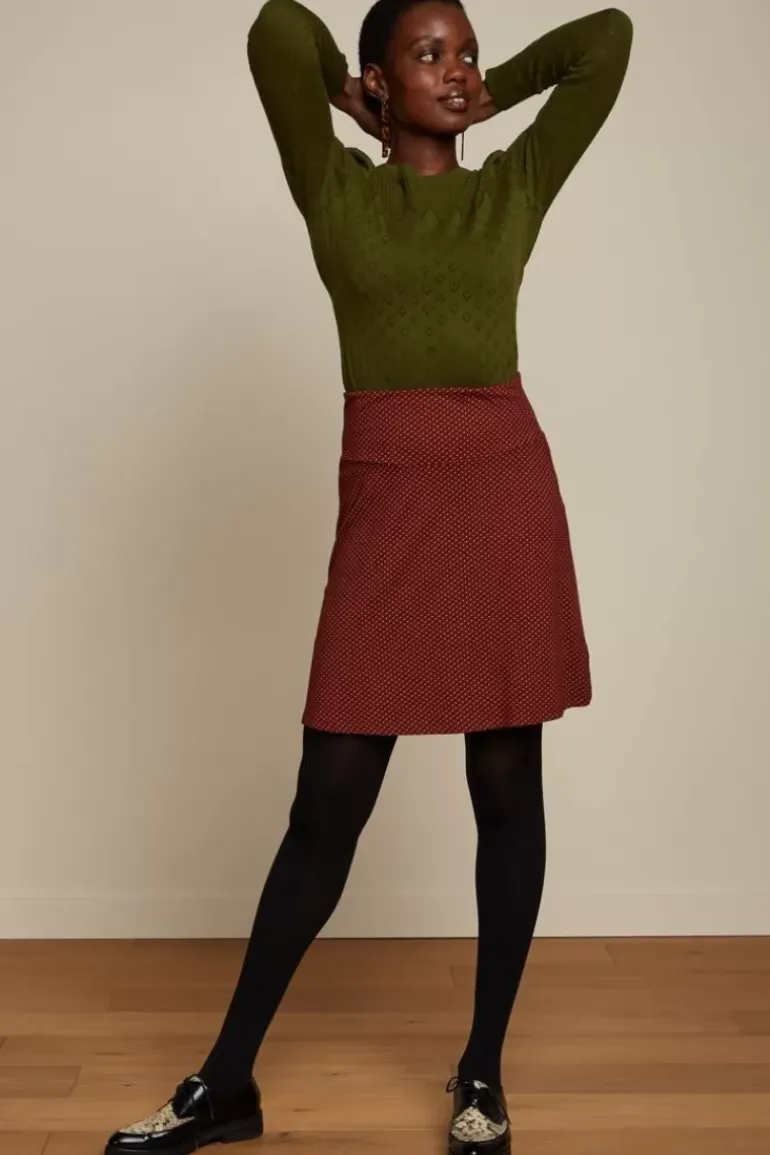 Border Skirt Close-Up