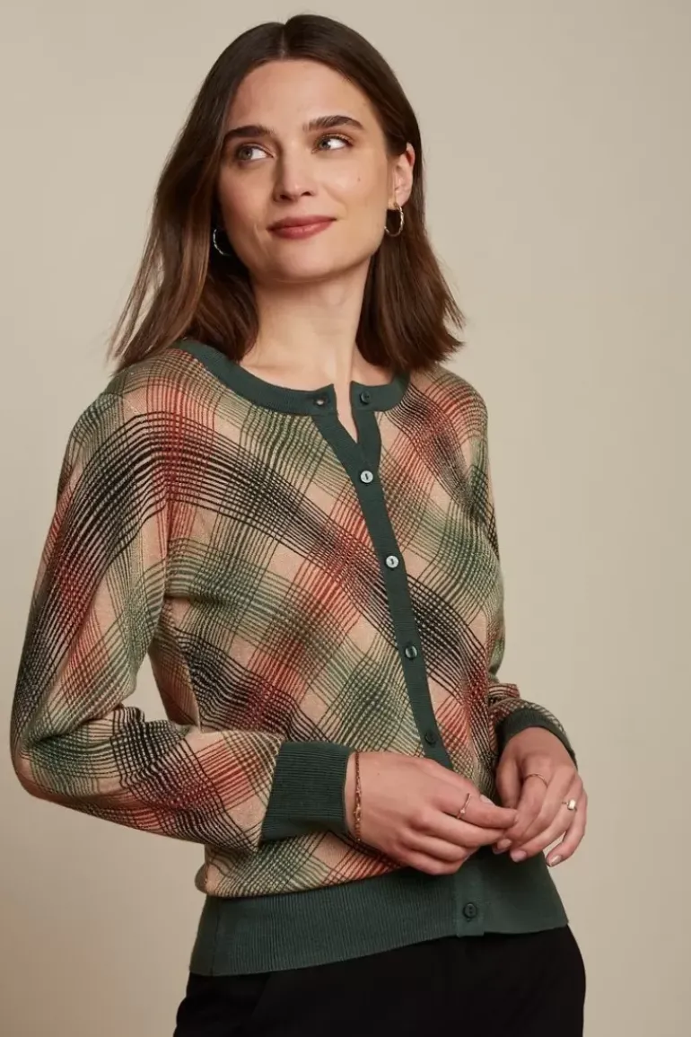 Cardi Roundneck Motion