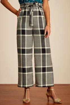 Neva Cropped Pants Resort Check