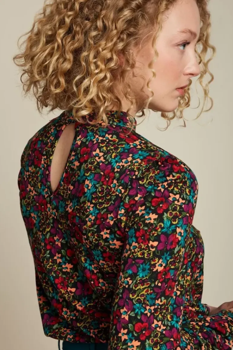 Phoebe Top La Concha