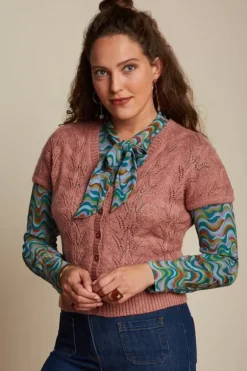 V Button Top Farfalle