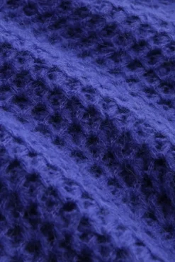 V Button Top Farfalle