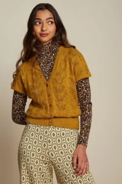 V Button Top Farfalle